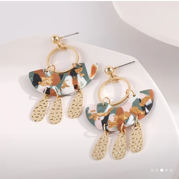 Elegant Color Block Tassel Earrings - Picture 2 of 5